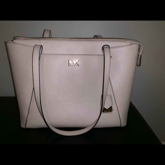 mk tote purse